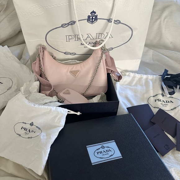 Prada Re-Edition 2005 Re-Nylon Bag Alabaster Pink - Picture 3 of 11